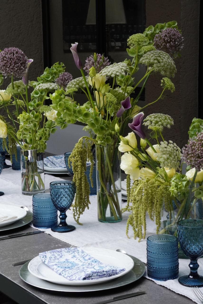 Día del Padre: Mesa en azul, verde y lila.